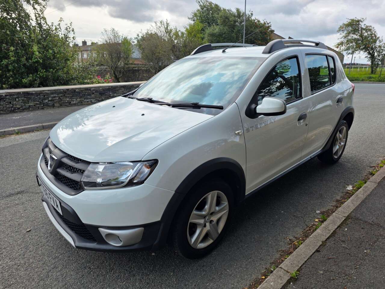 A 2016 DACIA SANDERO STEPWAY 1.5 dCi Ambiance Hatchback 5dr Diesel Manual Euro 6+SERVICE HISTORY+|£20 YE A 2016 DACIA SANDERO STEPWAY 1.5 dCi Ambiance Hatchback 5dr Diesel Manual Euro 6+SERVICE HISTORY+|£20 YE