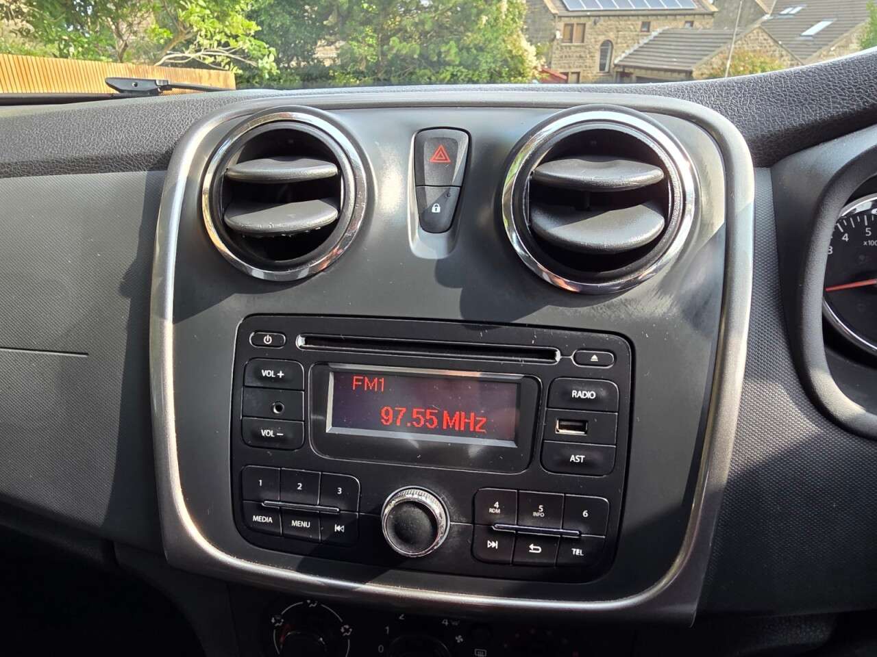 2016 DACIA SANDERO STEPWAY 2016 DACIA SANDERO STEPWAY