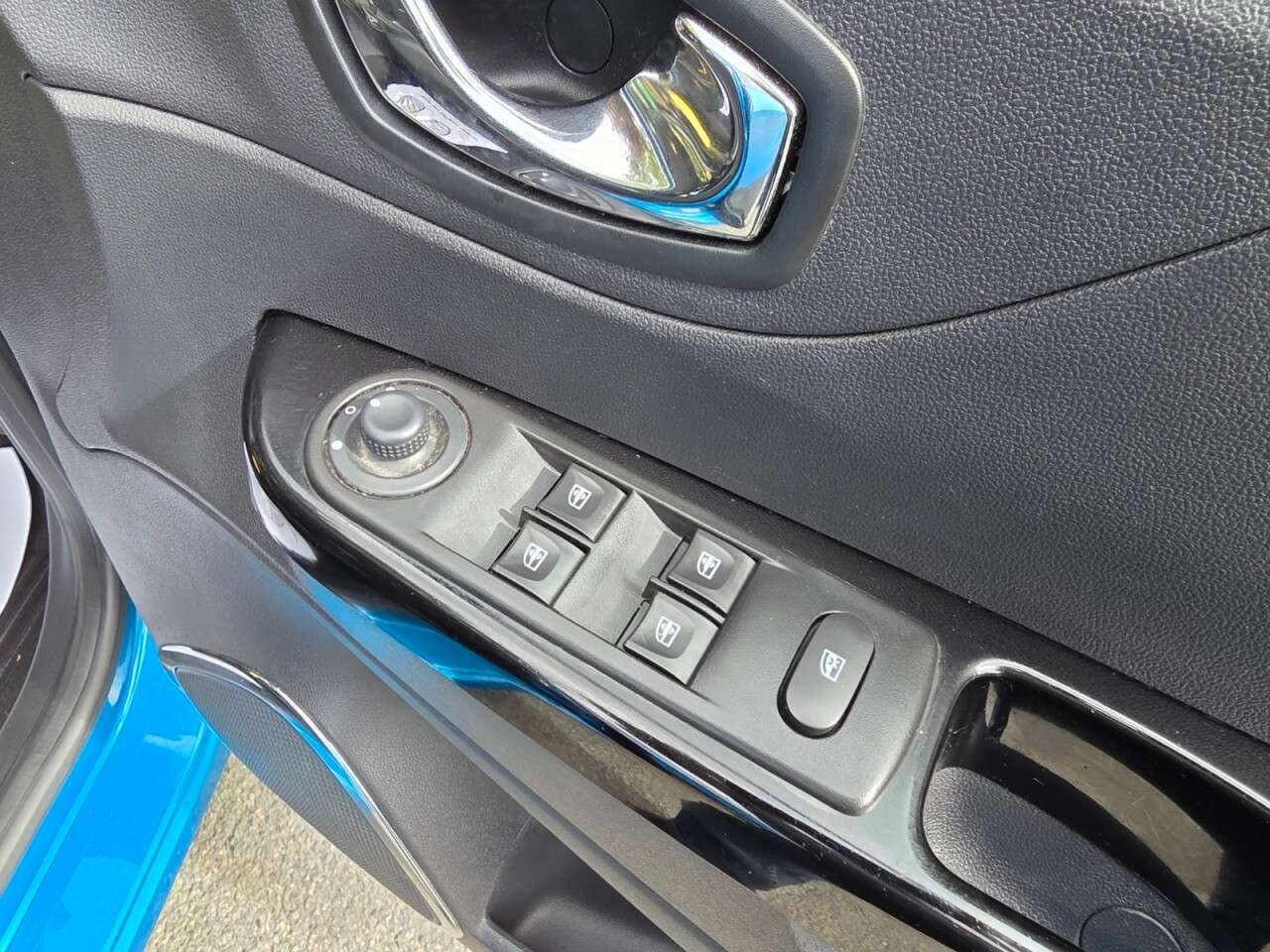 2016 RENAULT CAPTUR 2016 RENAULT CAPTUR