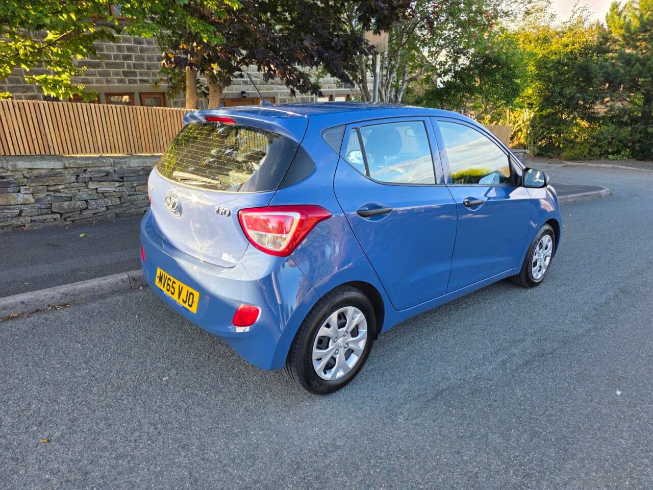 A 2015 HYUNDAI I10 1.0 S Hatchback 5dr Petrol Manual+SERVICE HISTORY+NEW CLUTCH+ONE LADY OWNER A 2015 HYUNDAI I10 1.0 S Hatchback 5dr Petrol Manual+SERVICE HISTORY+NEW CLUTCH+ONE LADY OWNER