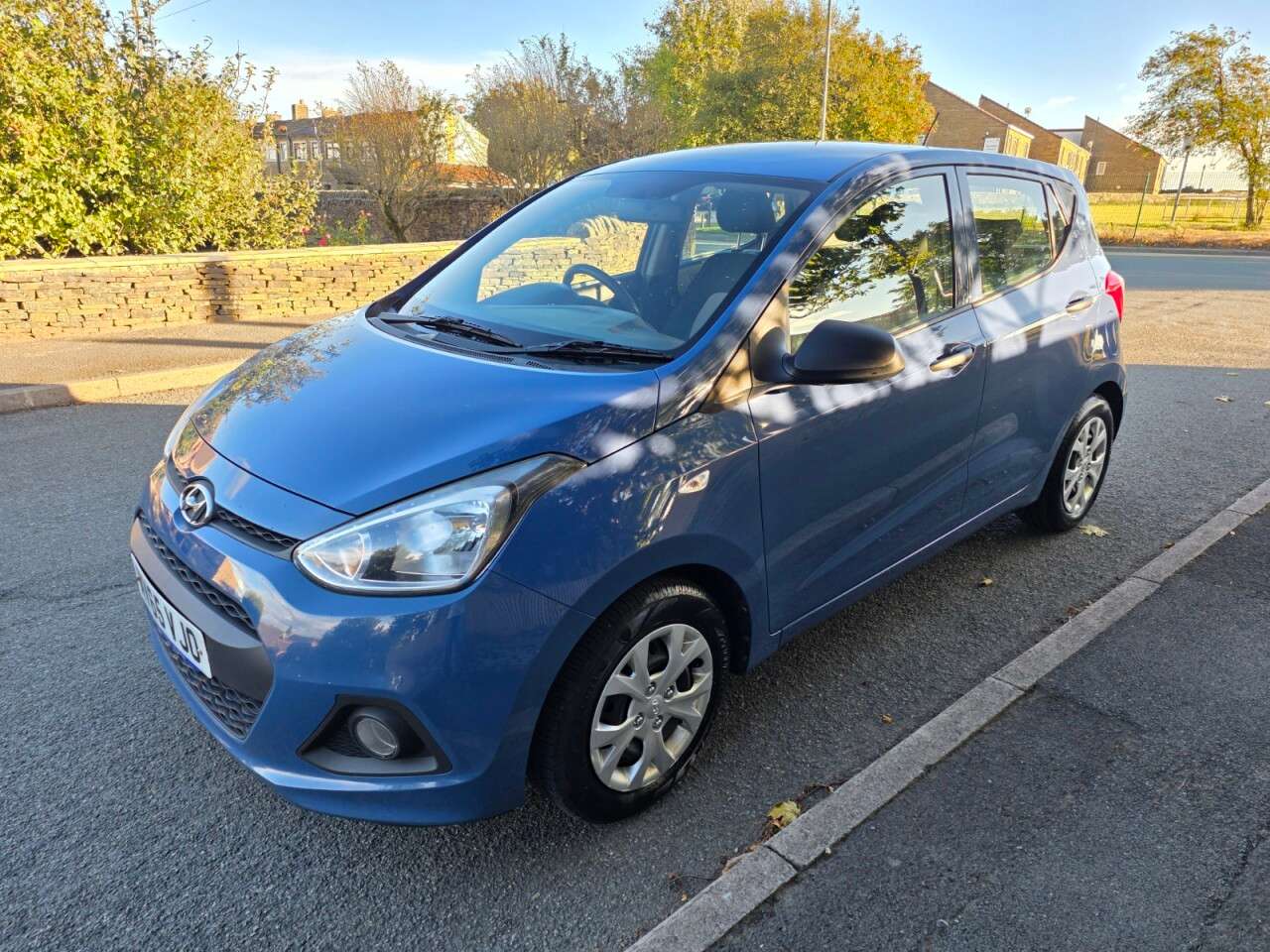 A 2015 HYUNDAI I10 1.0 S Hatchback 5dr Petrol Manual+SERVICE HISTORY+NEW CLUTCH+ONE LADY OWNER A 2015 HYUNDAI I10 1.0 S Hatchback 5dr Petrol Manual+SERVICE HISTORY+NEW CLUTCH+ONE LADY OWNER
