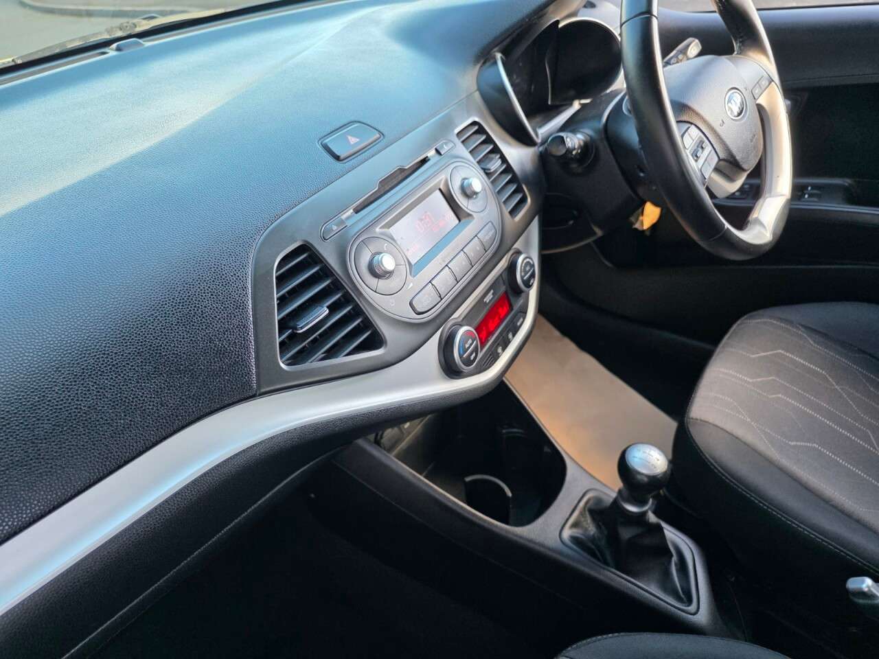 2017 KIA PICANTO 2017 KIA PICANTO