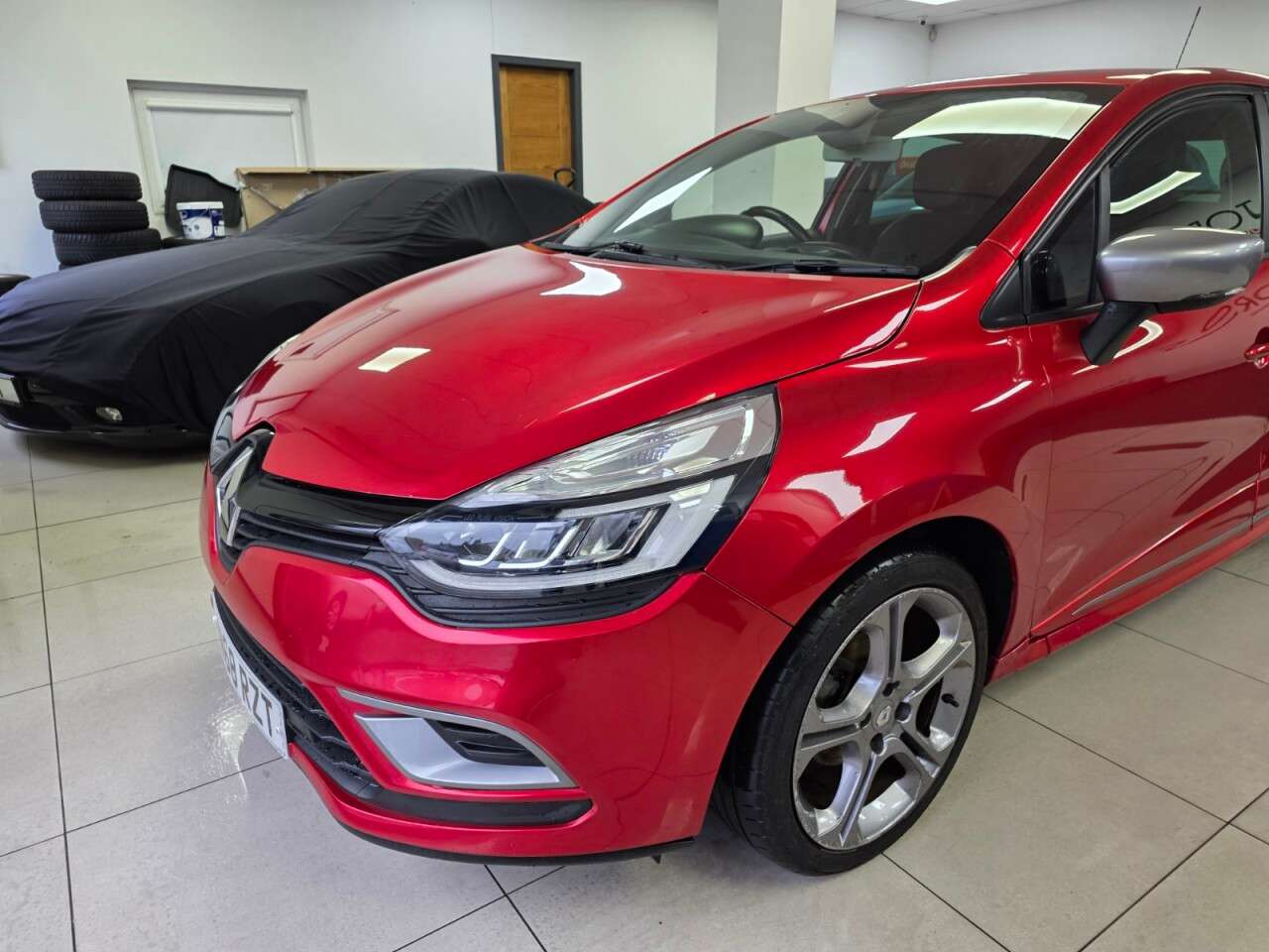 2018 RENAULT CLIO 2018 RENAULT CLIO