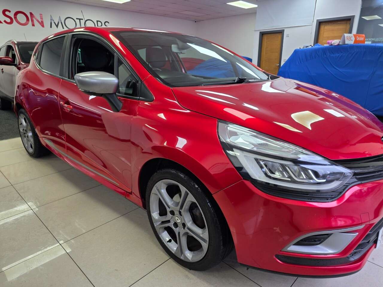 2018 RENAULT CLIO 2018 RENAULT CLIO