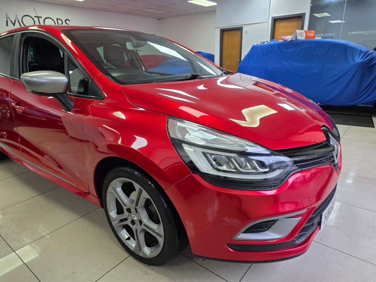2018 RENAULT CLIO 2018 RENAULT CLIO
