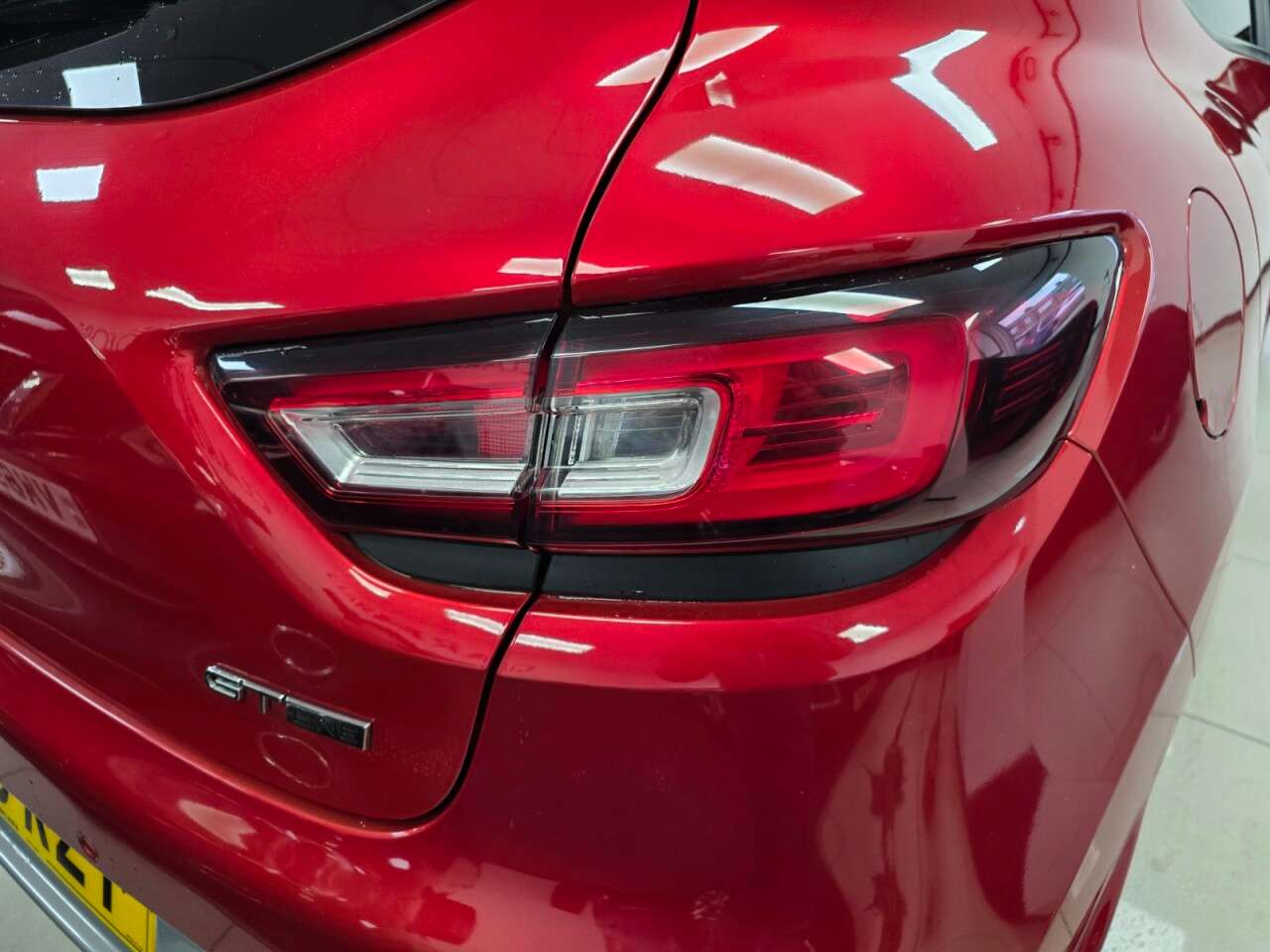 2018 RENAULT CLIO 2018 RENAULT CLIO