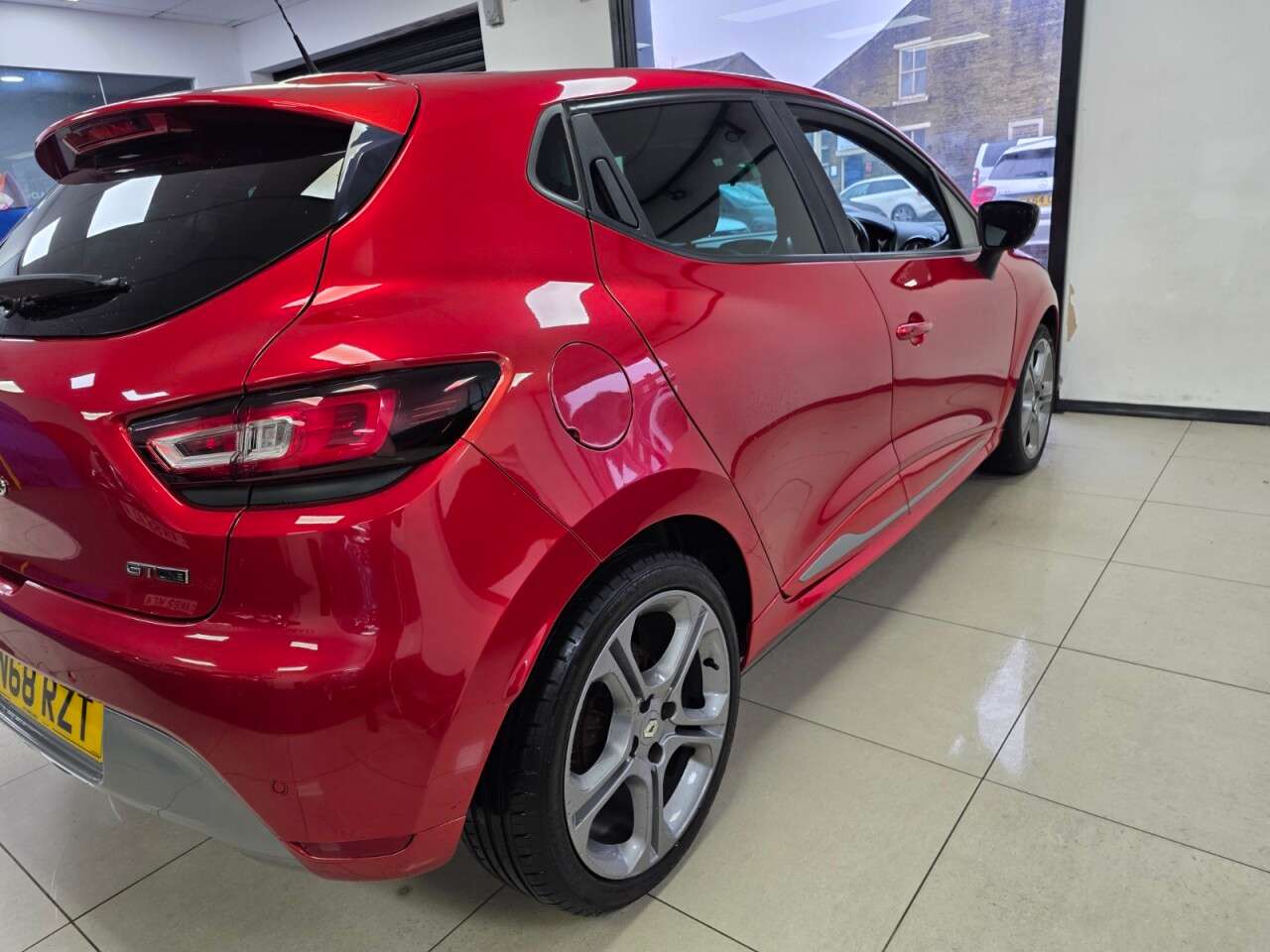 2018 RENAULT CLIO 2018 RENAULT CLIO