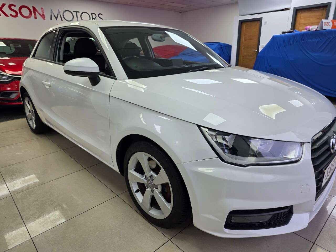 2017 AUDI A1 2017 AUDI A1