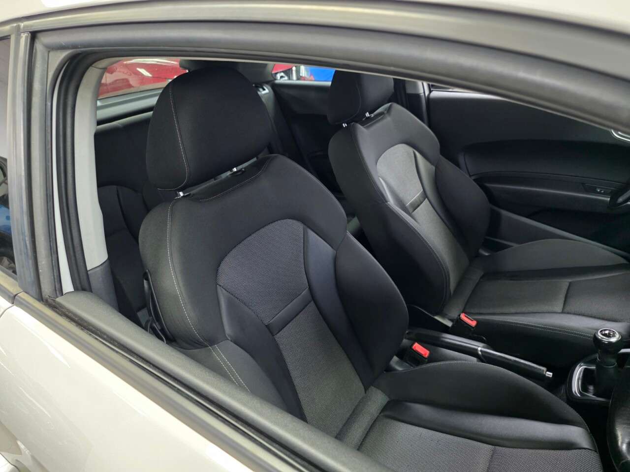 2017 AUDI A1 2017 AUDI A1