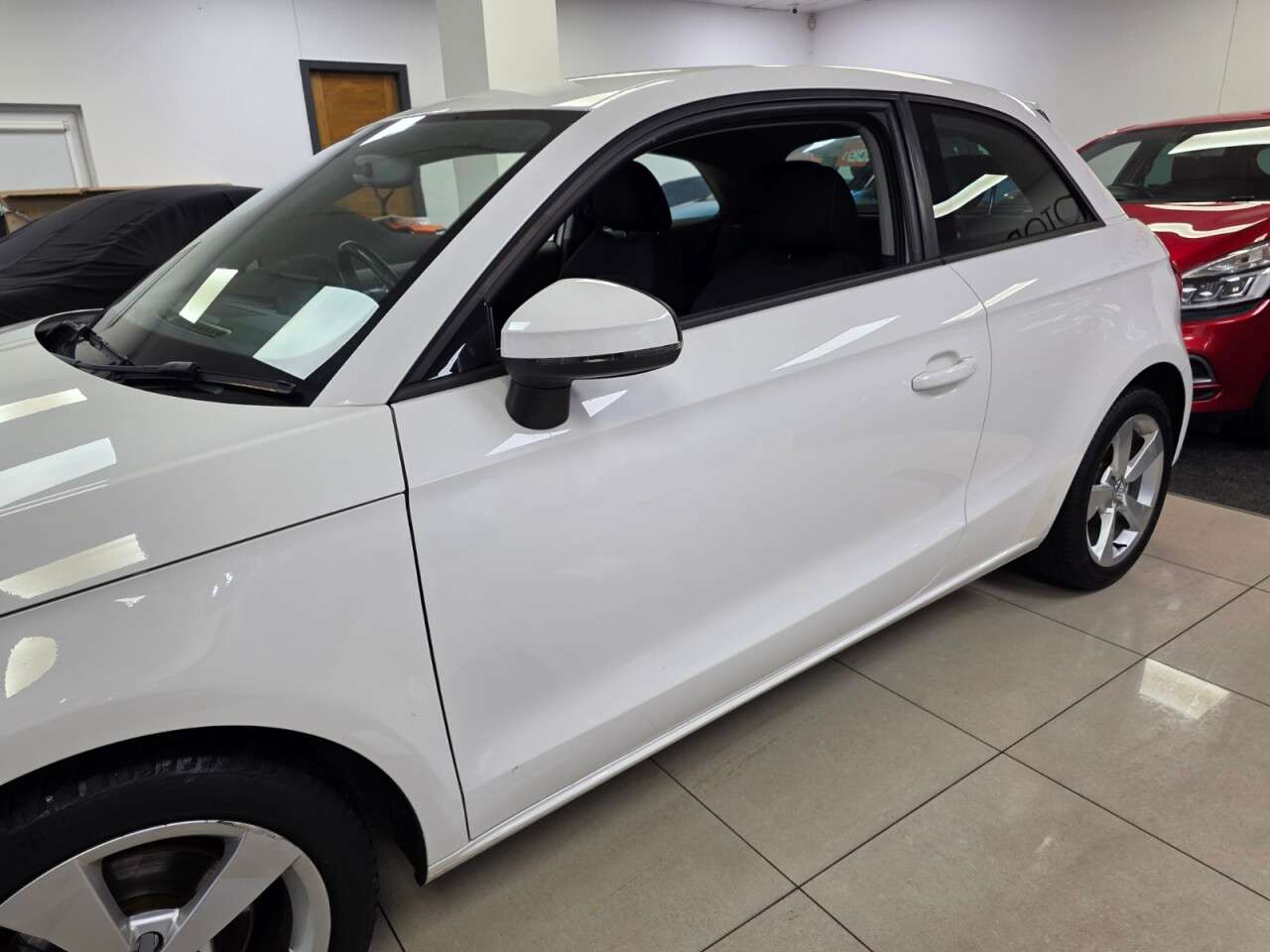 2017 AUDI A1 2017 AUDI A1