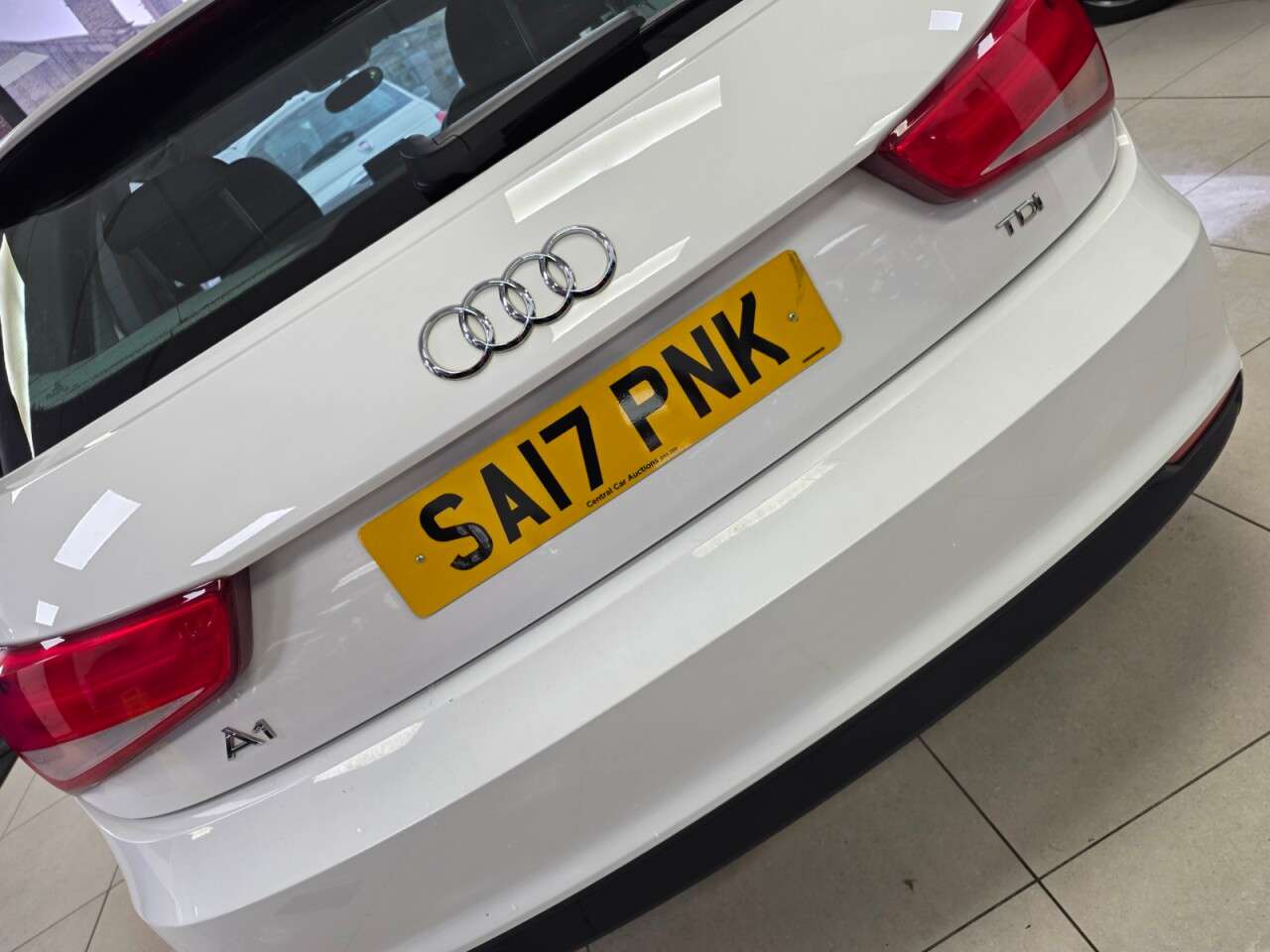 2017 AUDI A1 2017 AUDI A1