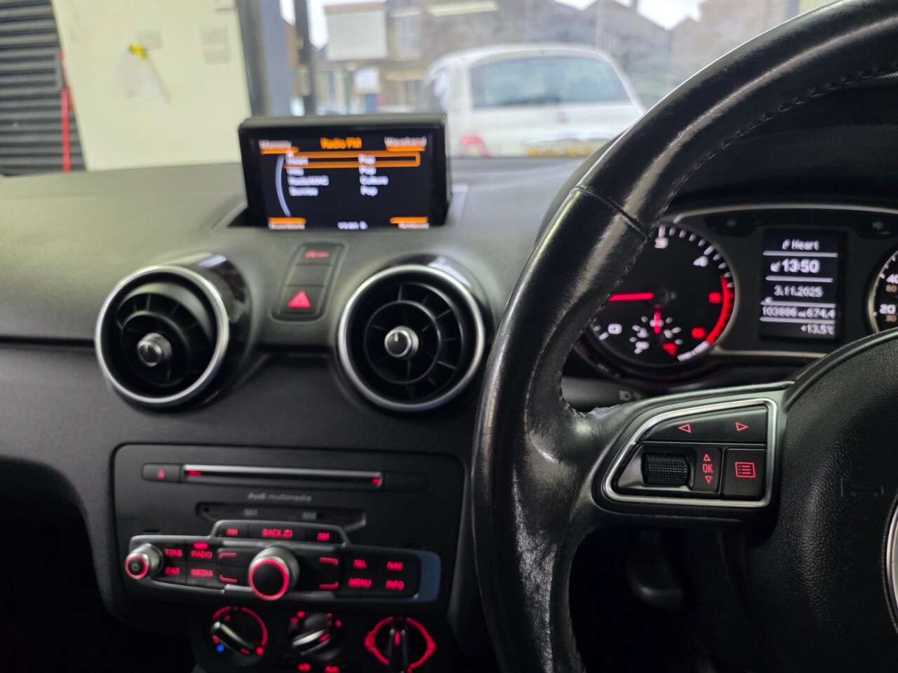 2017 AUDI A1 2017 AUDI A1
