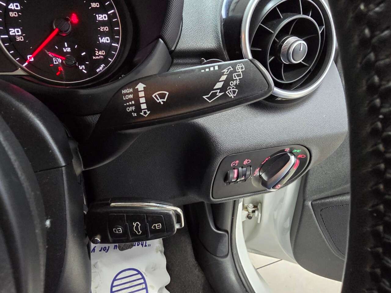 2017 AUDI A1 2017 AUDI A1