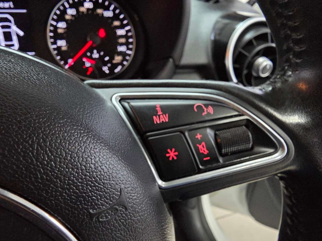 2017 AUDI A1 2017 AUDI A1