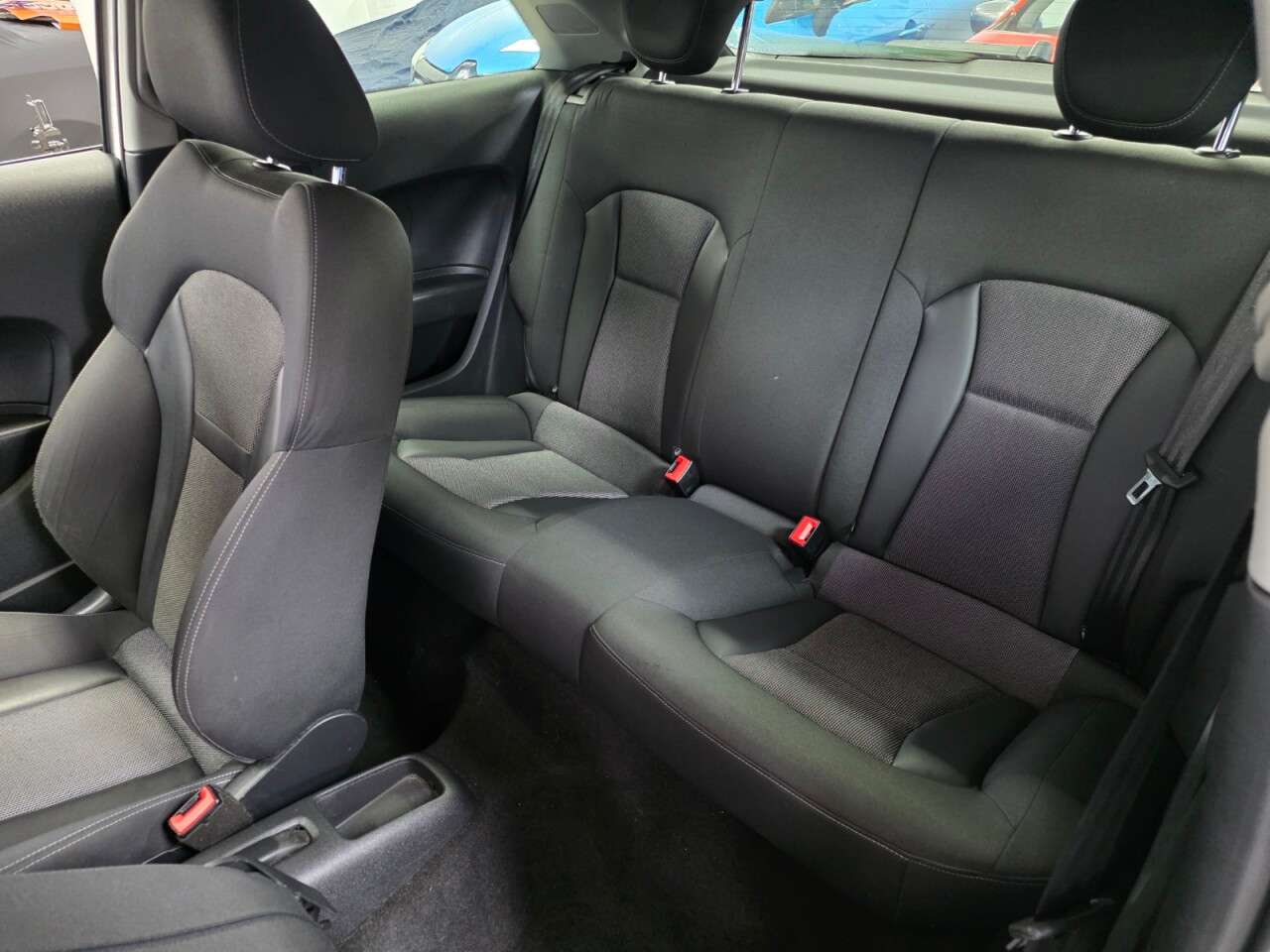 2017 AUDI A1 2017 AUDI A1