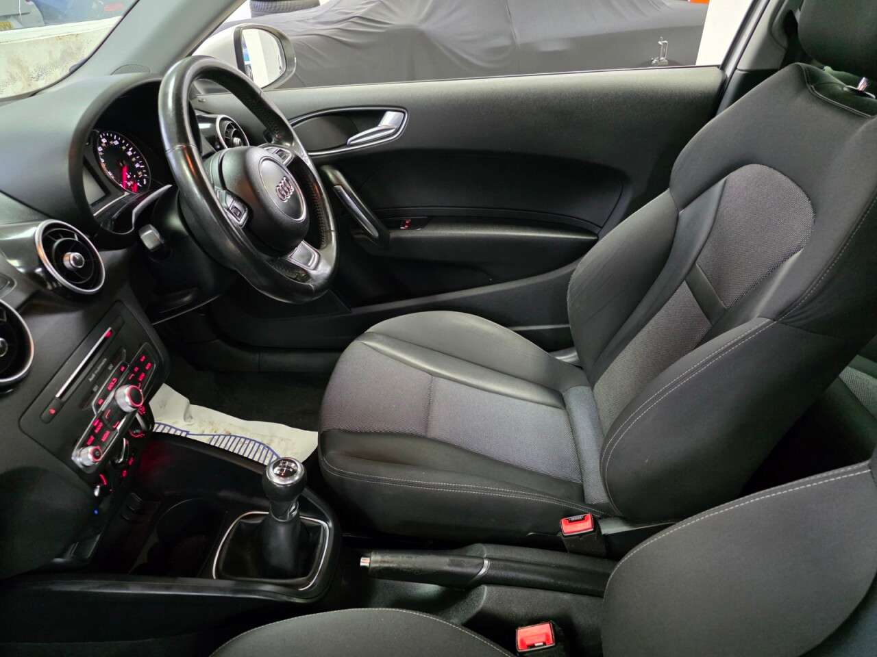 2017 AUDI A1 2017 AUDI A1