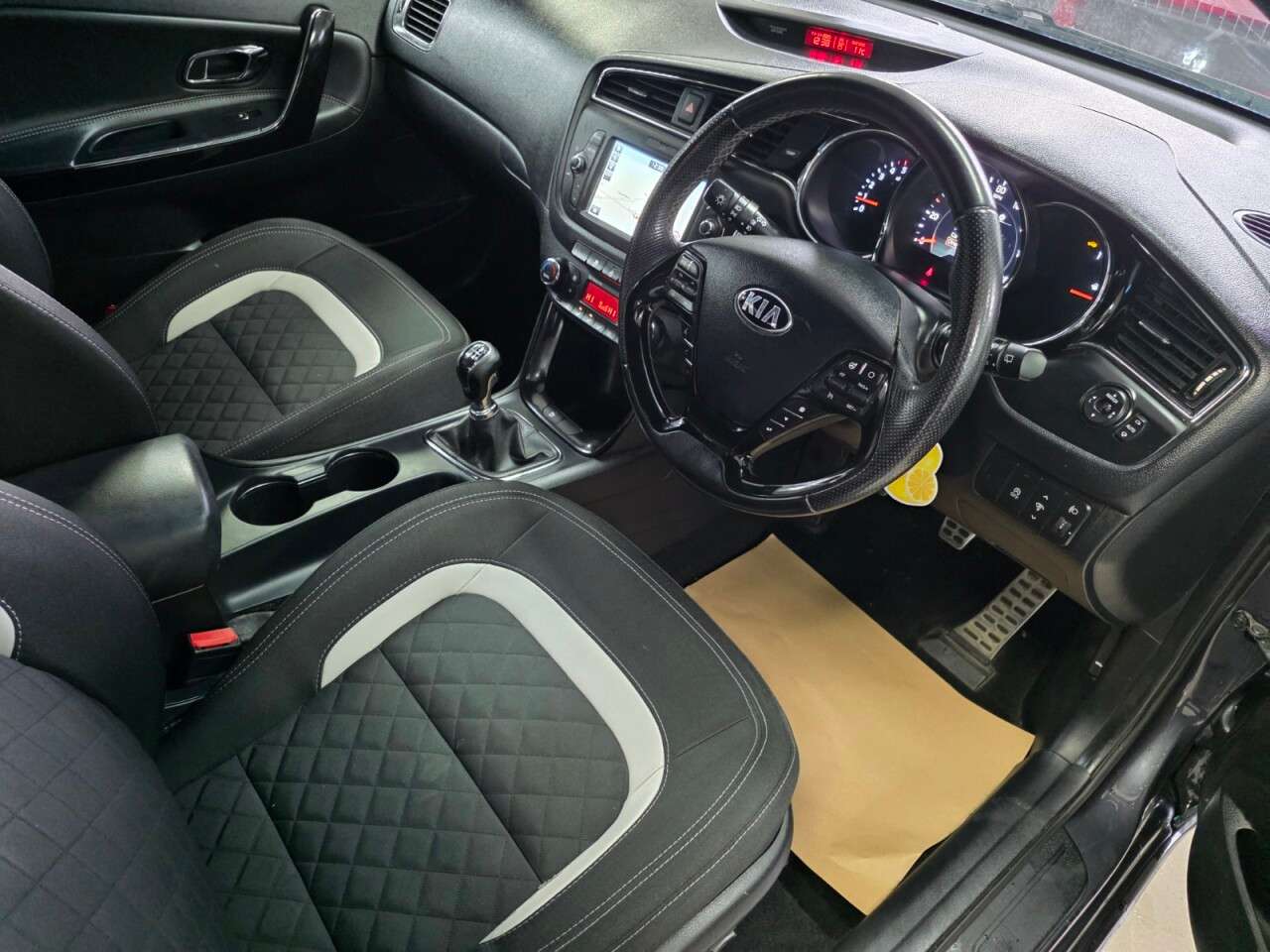 2017 KIA CEED 2017 KIA CEED