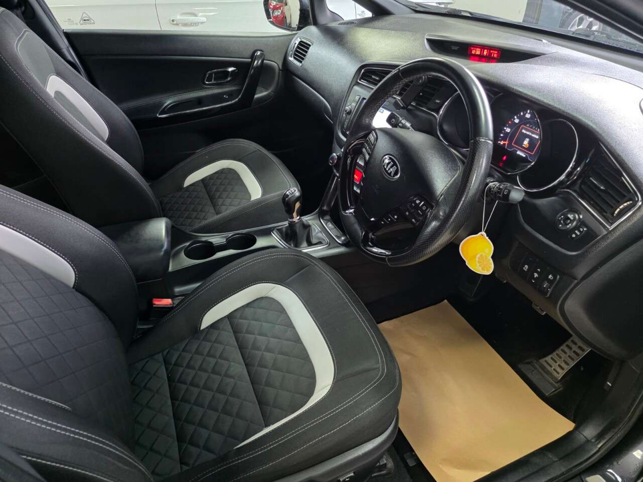 2017 KIA CEED 2017 KIA CEED