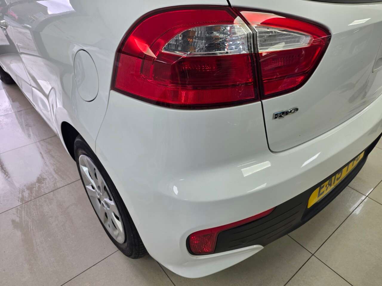 2015 KIA RIO 2015 KIA RIO