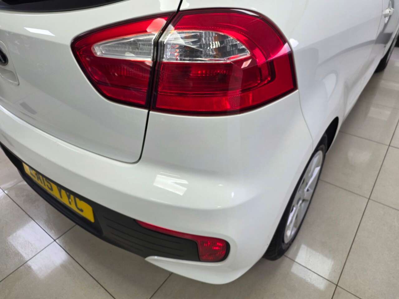 2015 KIA RIO 2015 KIA RIO