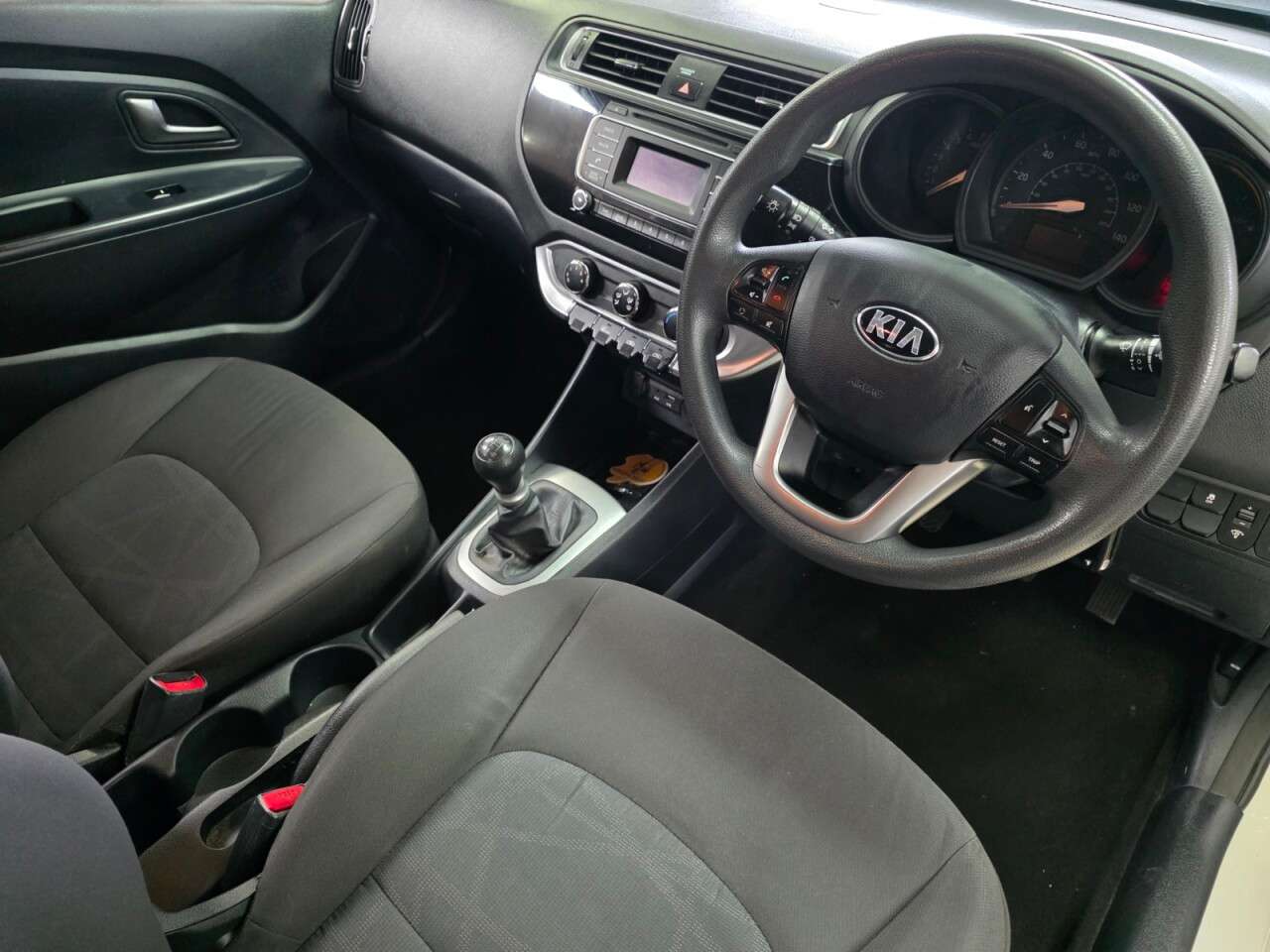 2015 KIA RIO 2015 KIA RIO