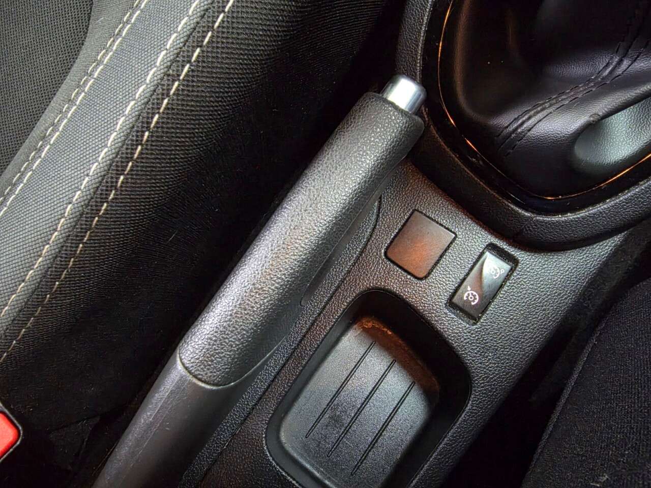 2017 RENAULT CLIO 2017 RENAULT CLIO