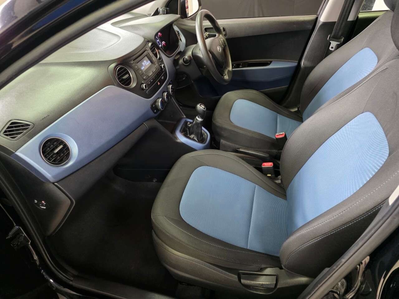 2016 HYUNDAI I10 2016 HYUNDAI I10