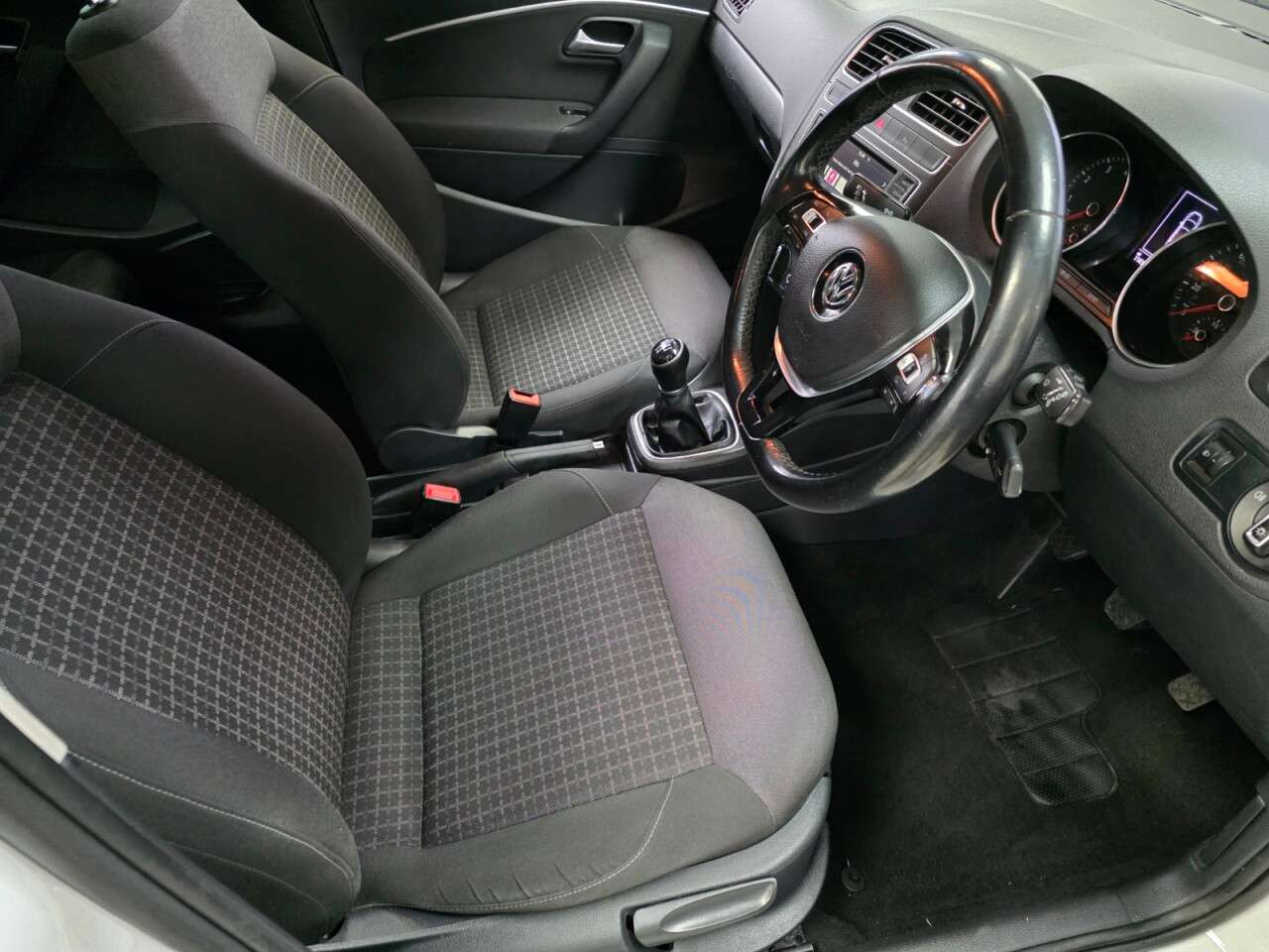 2017 VOLKSWAGEN POLO 2017 VOLKSWAGEN POLO