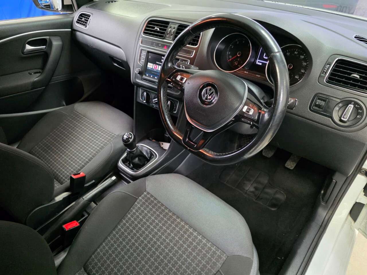 2017 VOLKSWAGEN POLO 2017 VOLKSWAGEN POLO