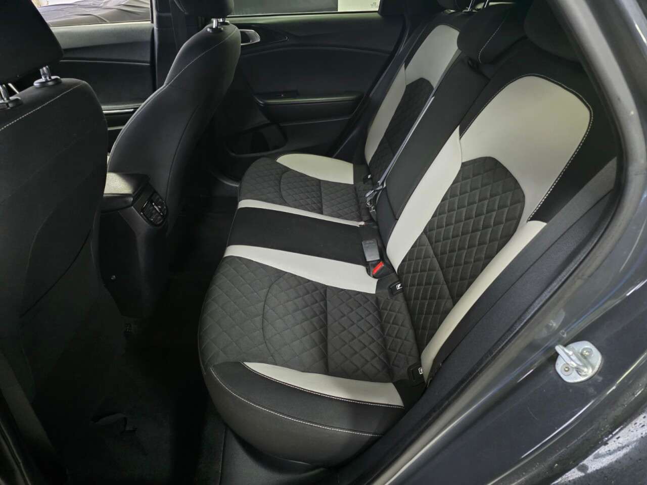 2019 KIA PROCEED 2019 KIA PROCEED