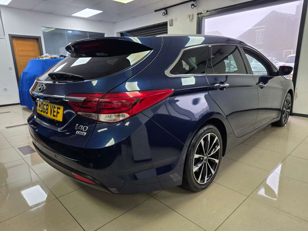A 2019 HYUNDAI I40 1.6 CRDi SE Nav Tourer 5dr Diesel Manual Euro 6 (s/s)+SERVICE HISTORY+SAT N A 2019 HYUNDAI I40 1.6 CRDi SE Nav Tourer 5dr Diesel Manual Euro 6 (s/s)+SERVICE HISTORY+SAT N