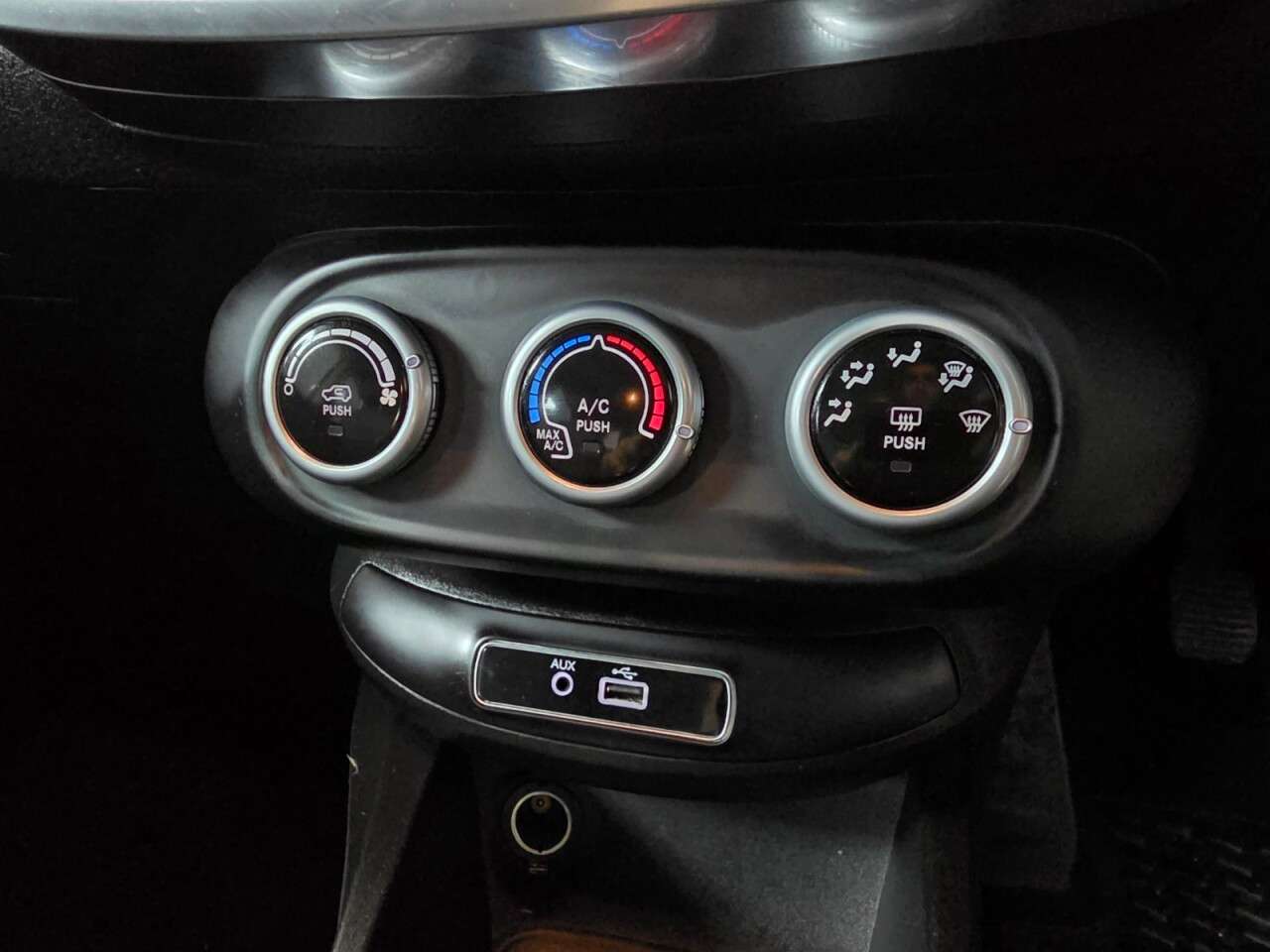 2016 FIAT 500X 2016 FIAT 500X