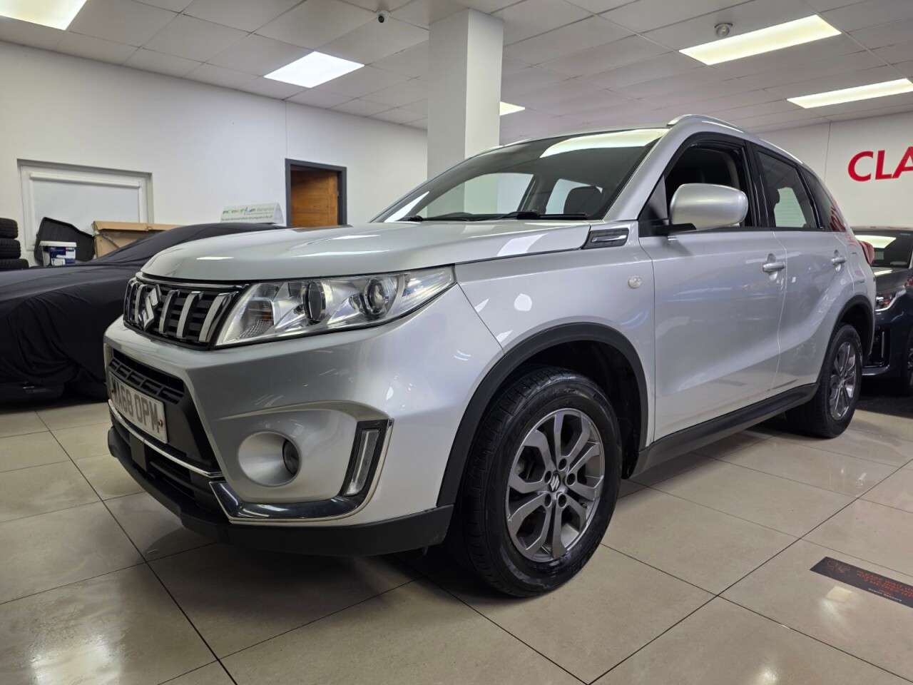 A 2018 SUZUKI VITARA 1.0 Boosterjet SZ4 SUV 5dr Petrol Manual Euro 6+ONE OWNER FROM NEW+ FULL MA A 2018 SUZUKI VITARA 1.0 Boosterjet SZ4 SUV 5dr Petrol Manual Euro 6+ONE OWNER FROM NEW+ FULL MA