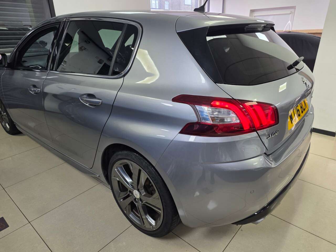2016 PEUGEOT 308 2016 PEUGEOT 308