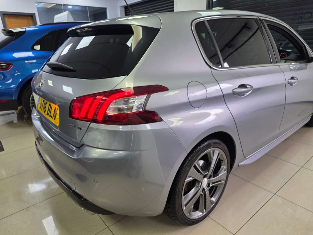 2016 PEUGEOT 308 2016 PEUGEOT 308