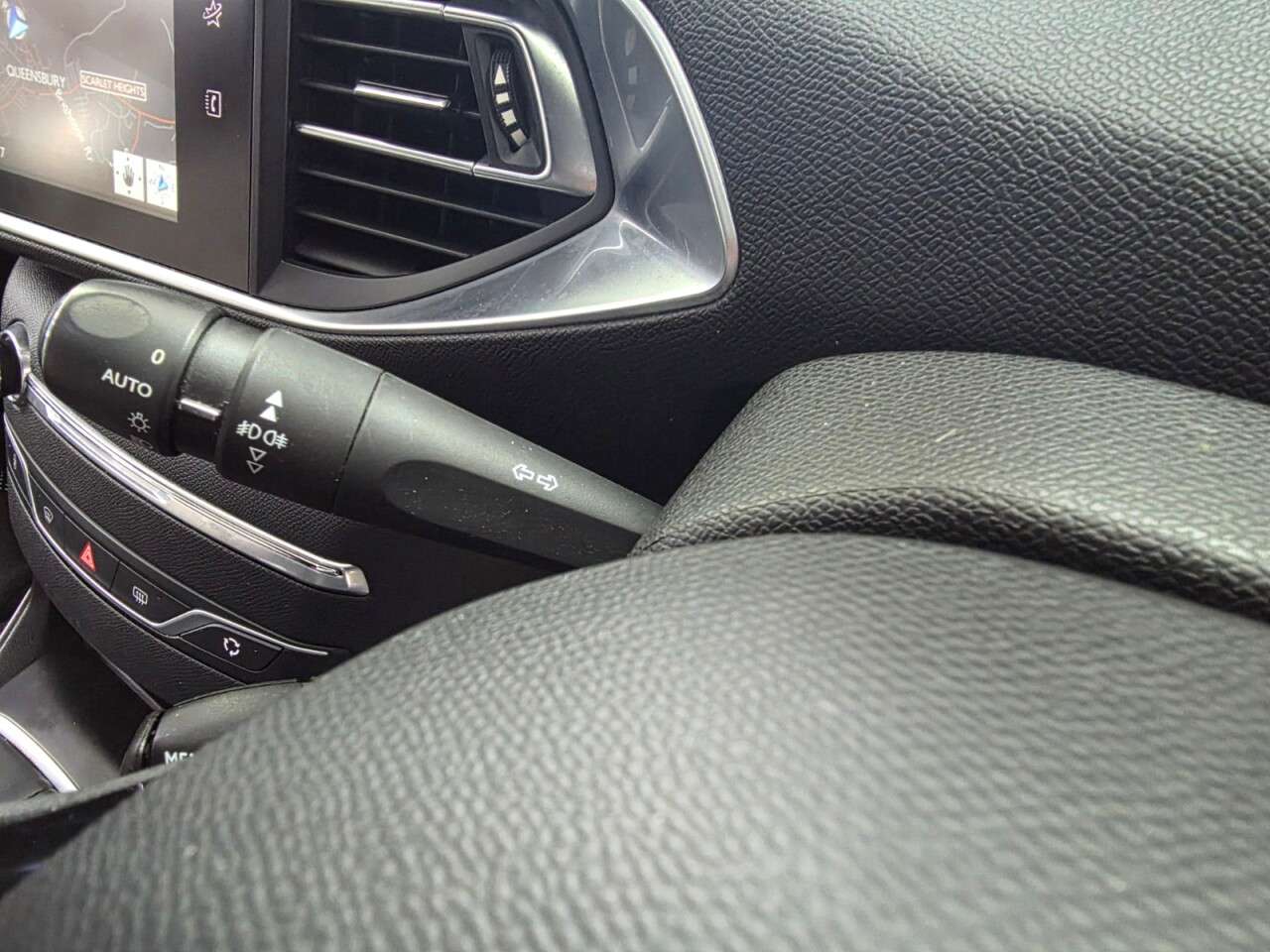 2016 PEUGEOT 308 2016 PEUGEOT 308