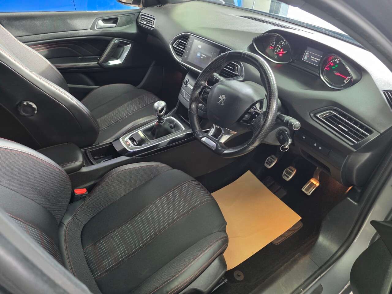 2016 PEUGEOT 308 2016 PEUGEOT 308