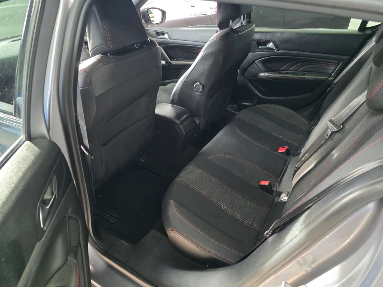 2016 PEUGEOT 308 2016 PEUGEOT 308