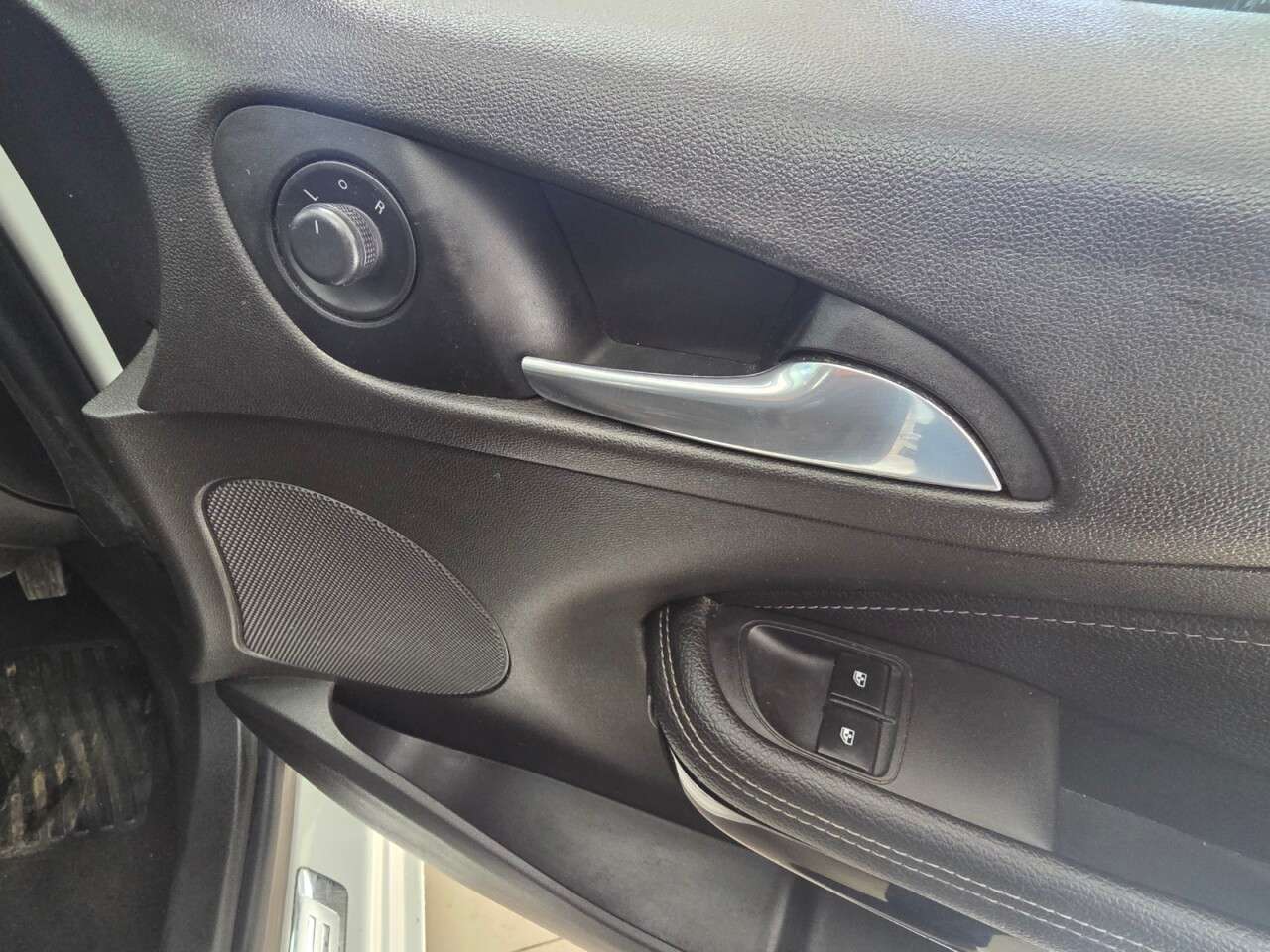 2016 VAUXHALL ADAM 2016 VAUXHALL ADAM