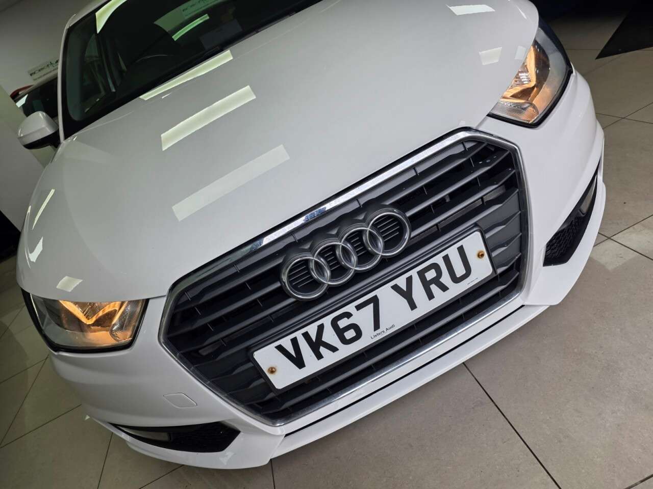 2017 AUDI A1 2017 AUDI A1