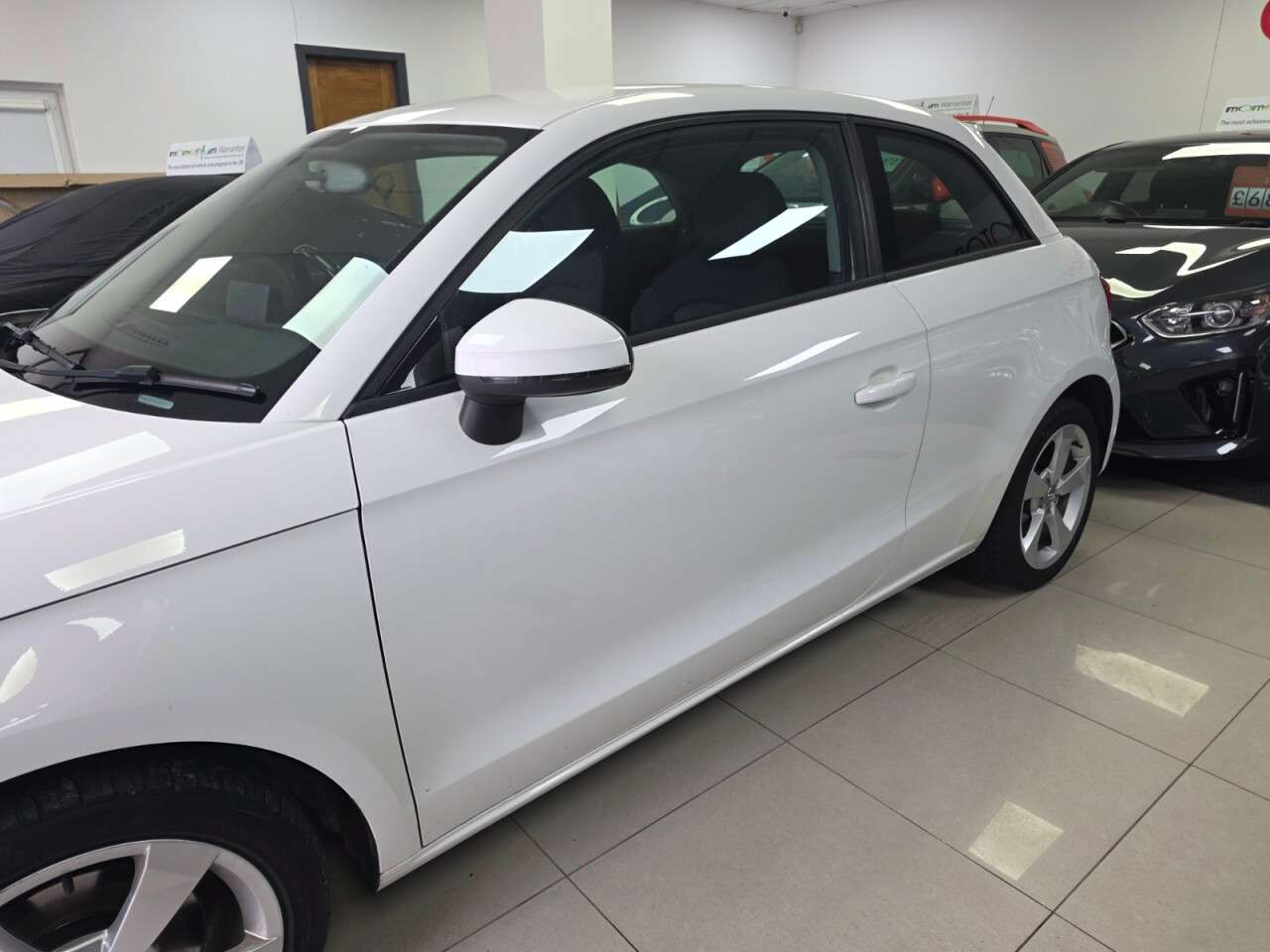 2017 AUDI A1 2017 AUDI A1