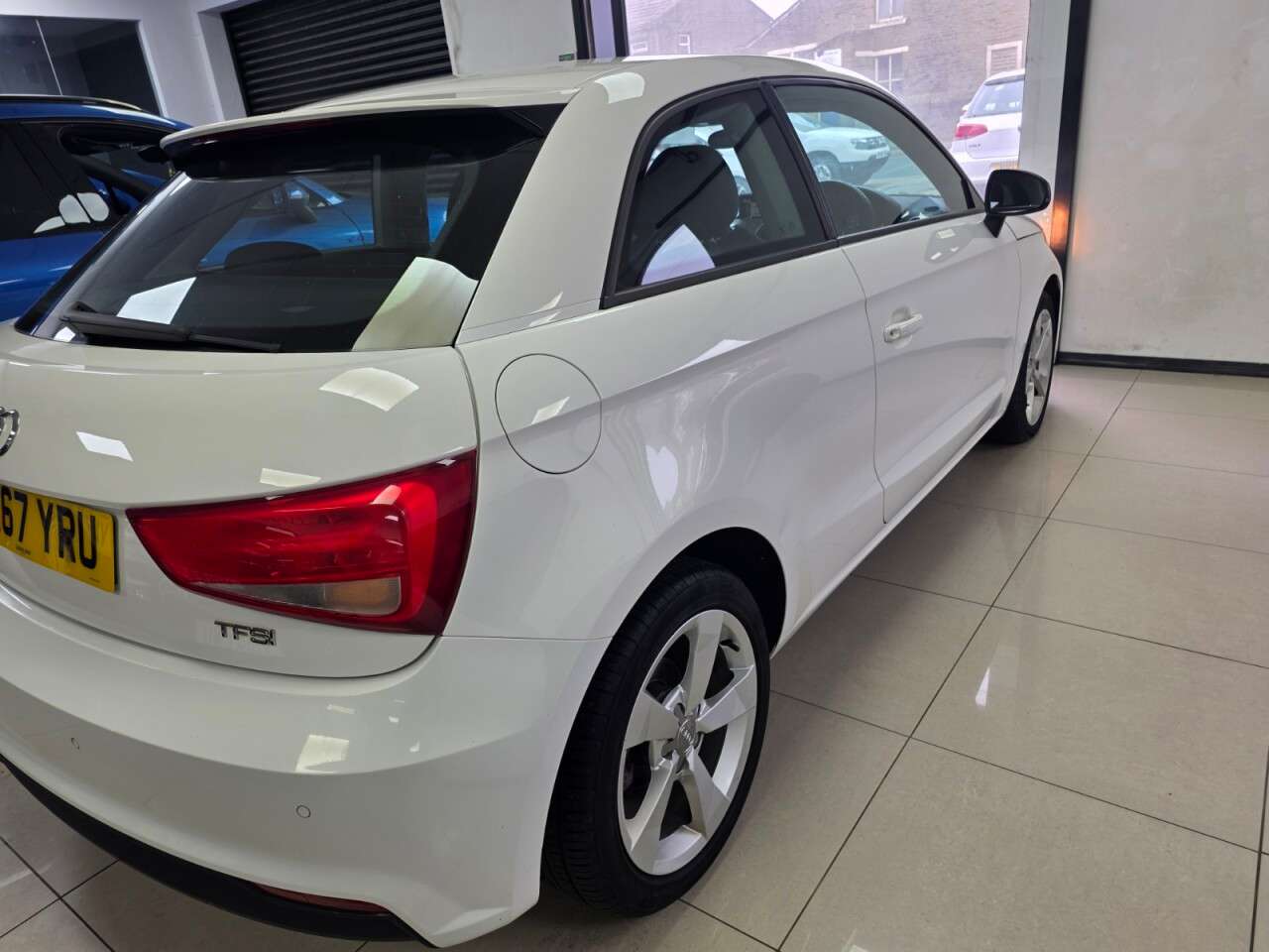2017 AUDI A1 2017 AUDI A1