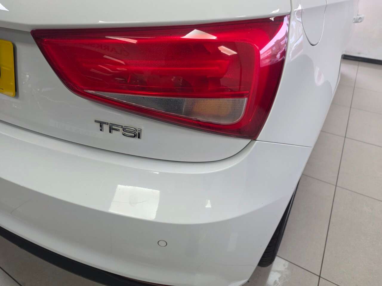 2017 AUDI A1 2017 AUDI A1