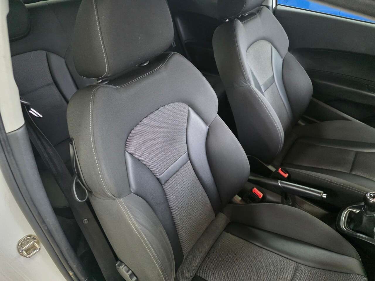 2017 AUDI A1 2017 AUDI A1