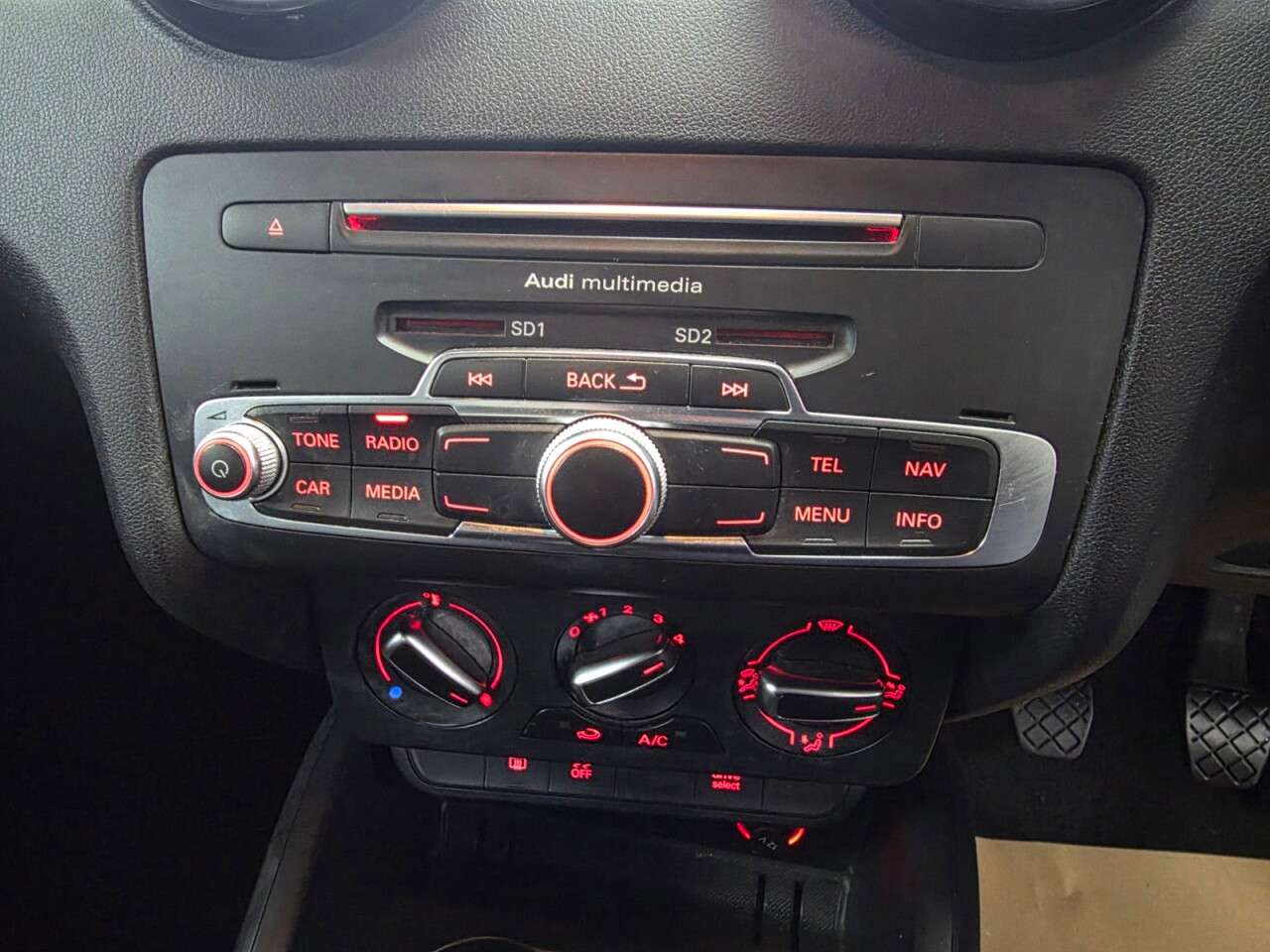 2017 AUDI A1 2017 AUDI A1