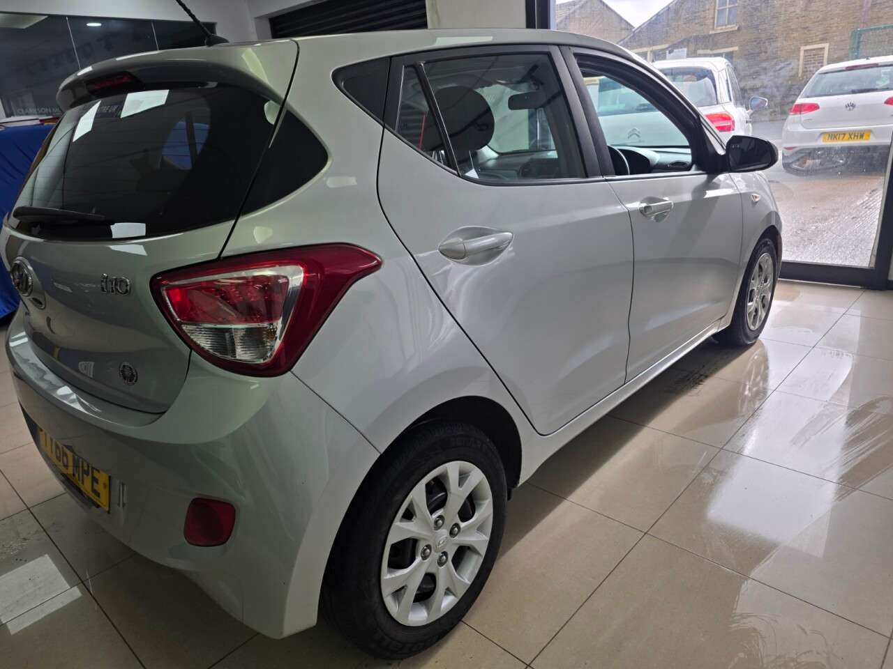 2016 HYUNDAI I10 2016 HYUNDAI I10