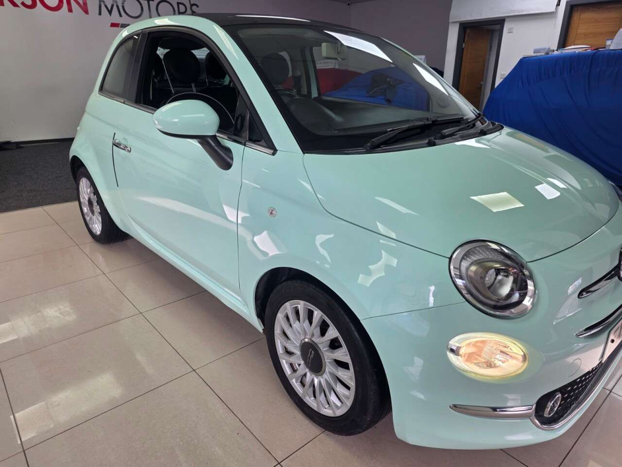 2018 FIAT 500 2018 FIAT 500