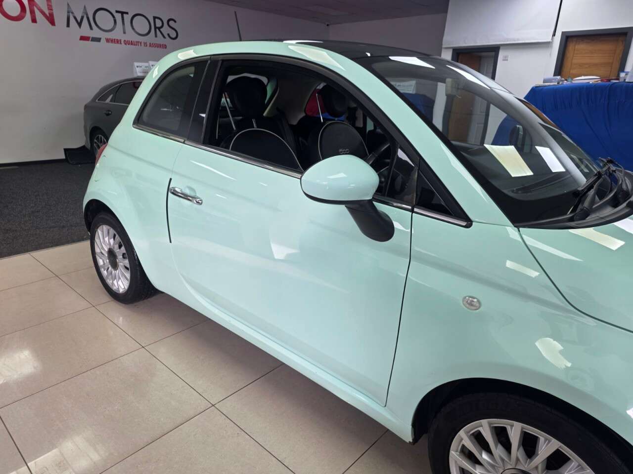 2018 FIAT 500 2018 FIAT 500