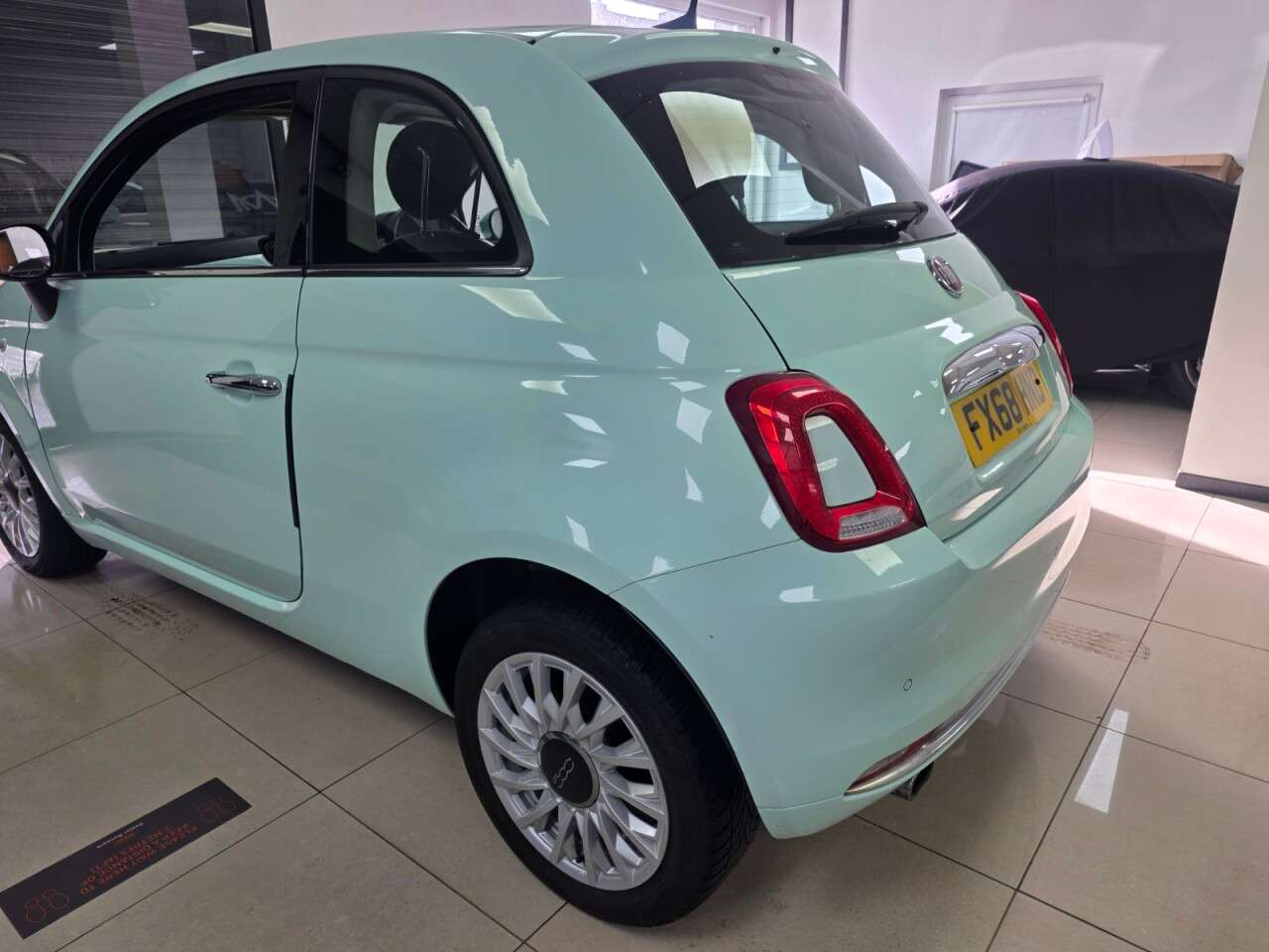 2018 FIAT 500 2018 FIAT 500