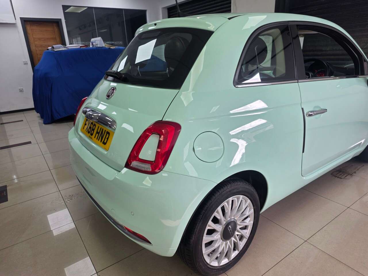 2018 FIAT 500 2018 FIAT 500